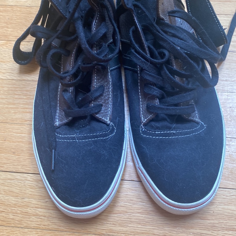 High tops - Picture 4 of 5